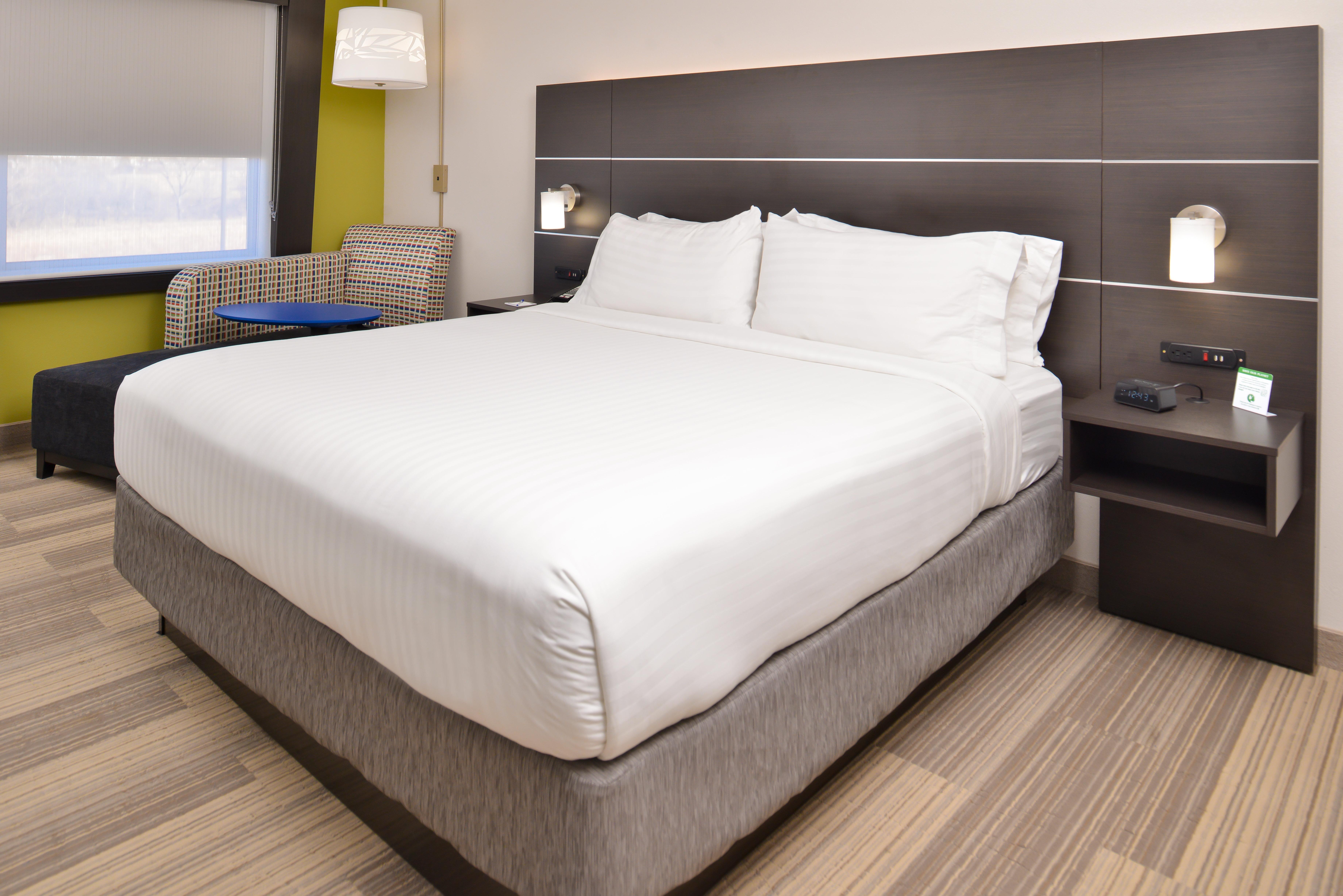 Holiday Inn Express & Suites - Kansas City - Lee'S Summit By Ihg Exteriör bild