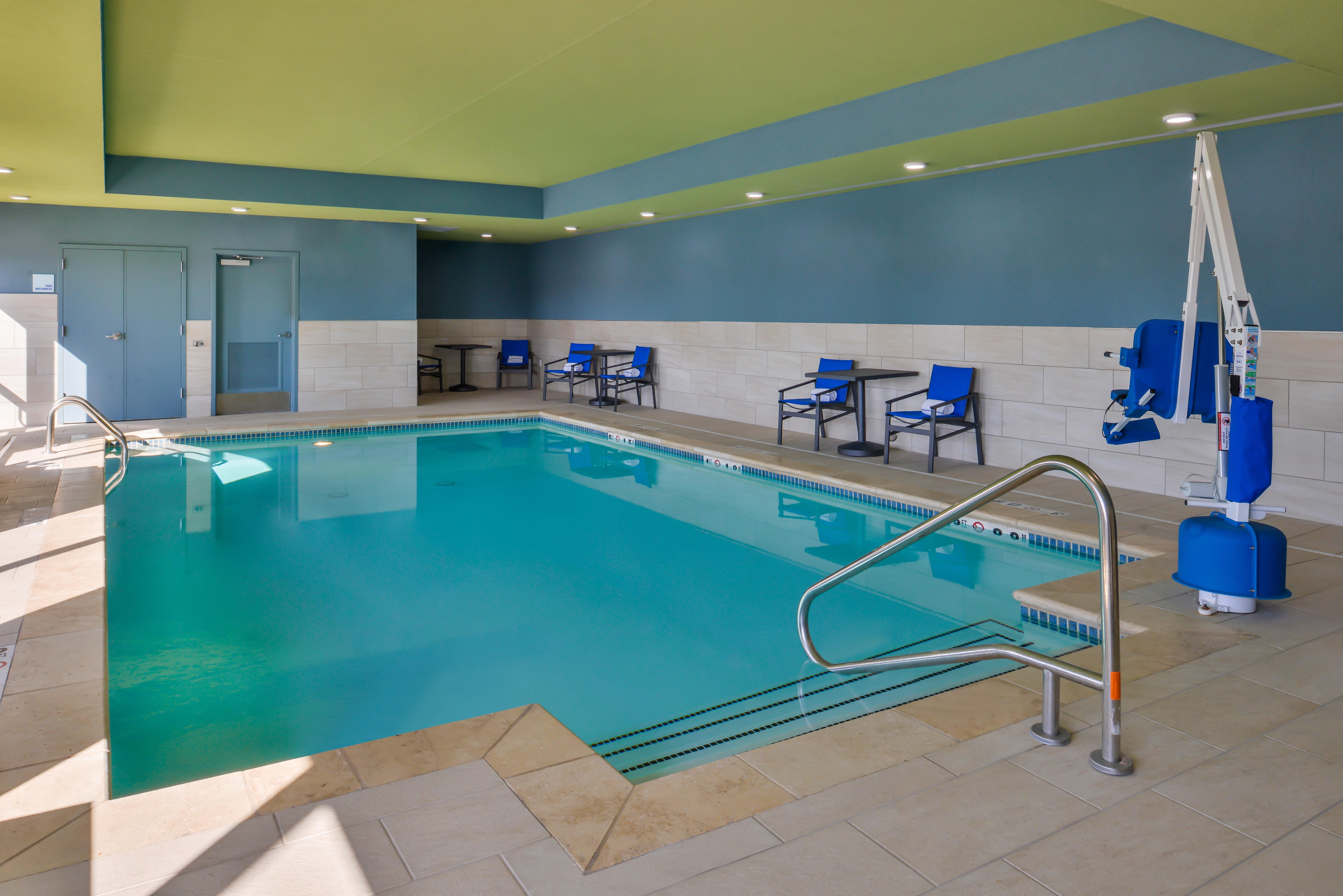 Holiday Inn Express & Suites - Kansas City - Lee'S Summit By Ihg Exteriör bild