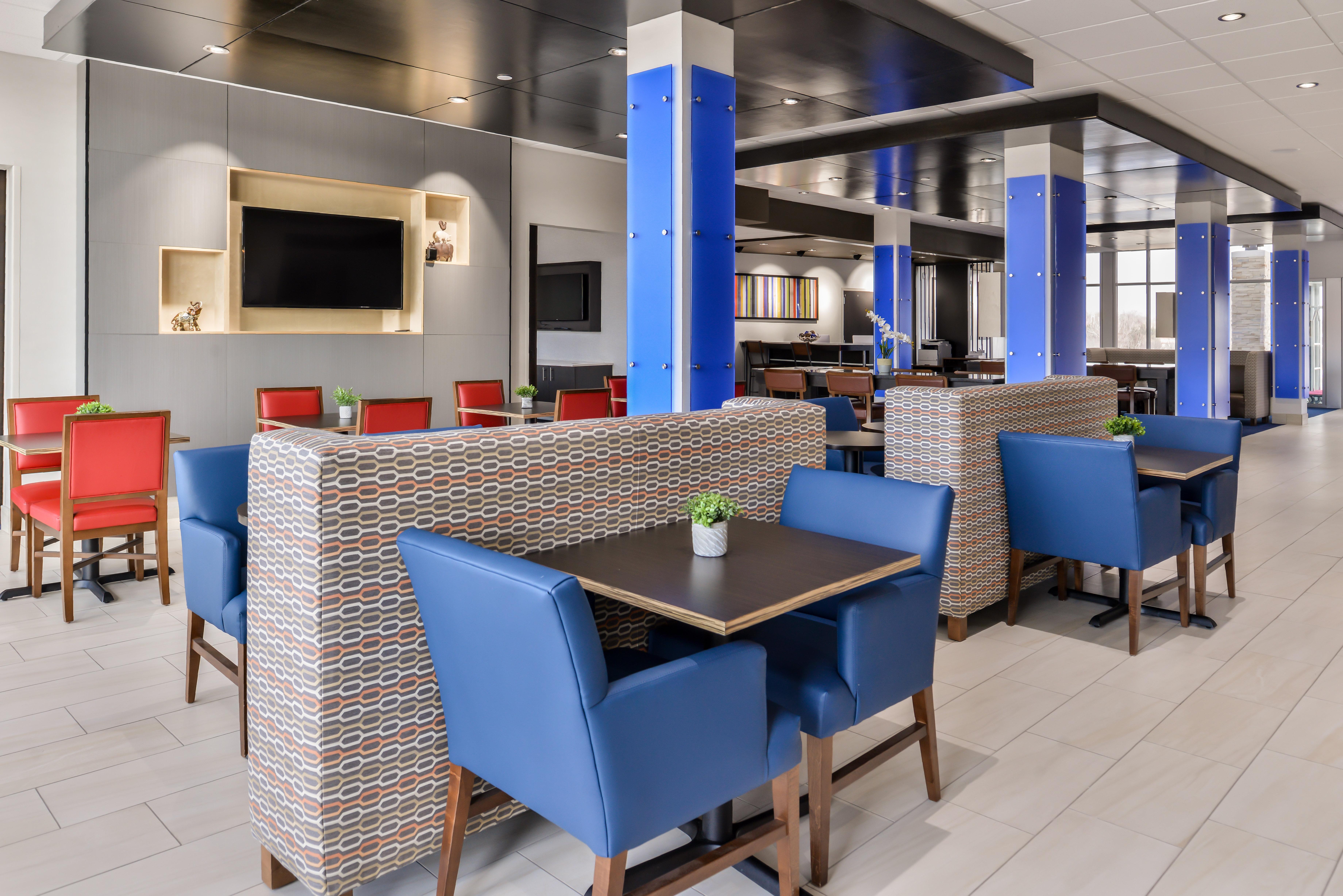 Holiday Inn Express & Suites - Kansas City - Lee'S Summit By Ihg Exteriör bild