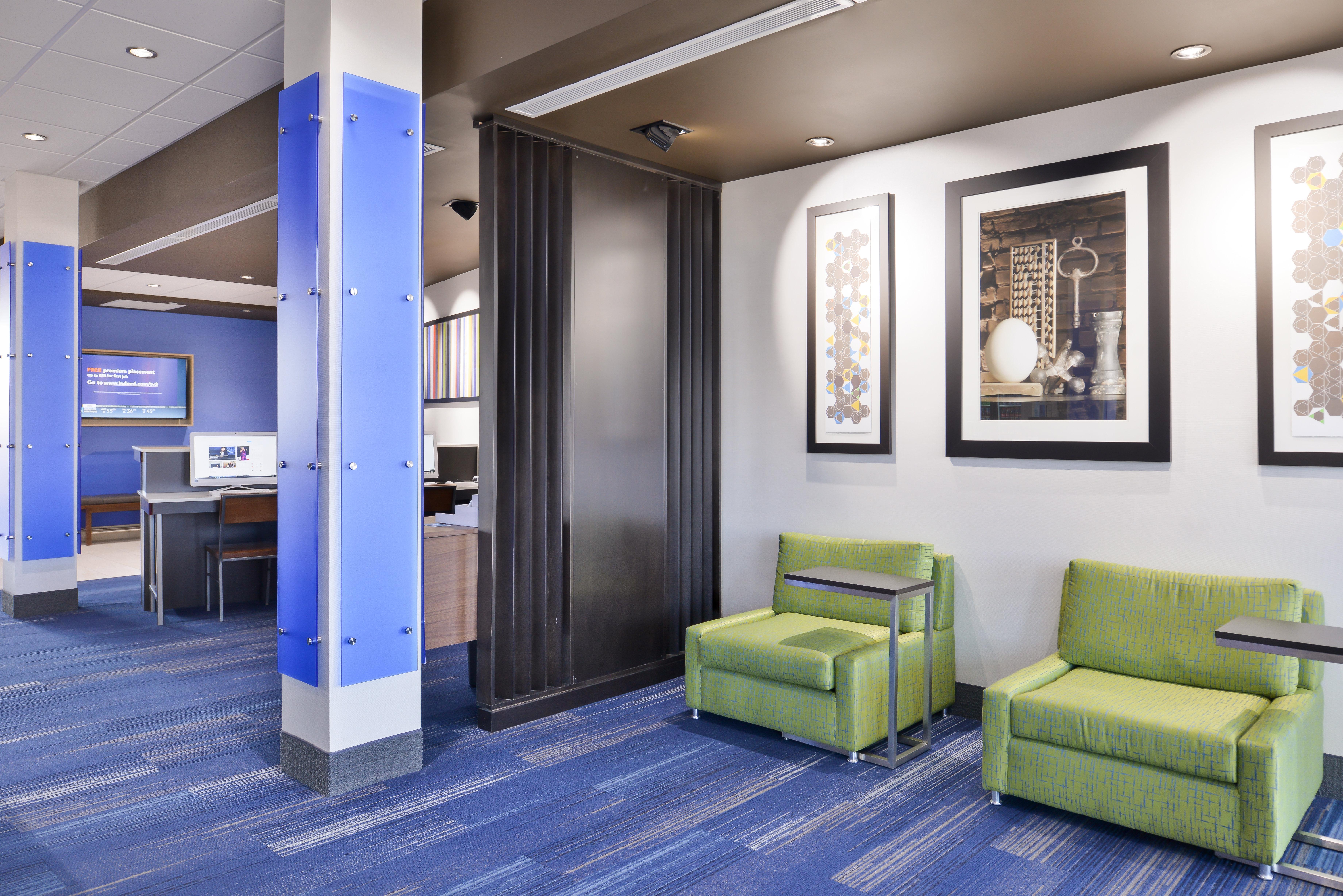 Holiday Inn Express & Suites - Kansas City - Lee'S Summit By Ihg Exteriör bild
